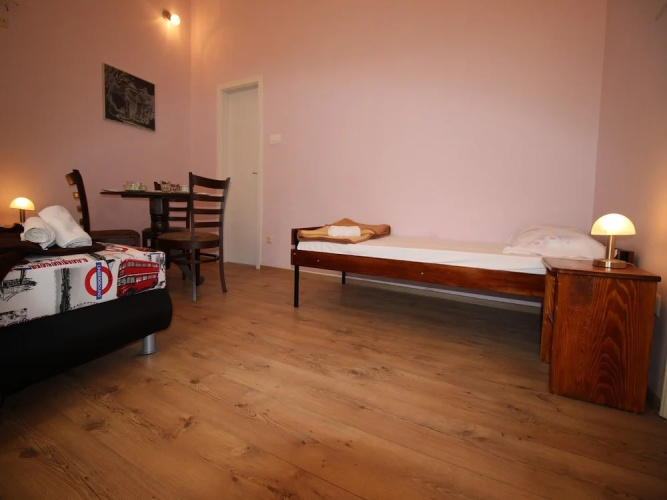 Apartment Ivona CK 1