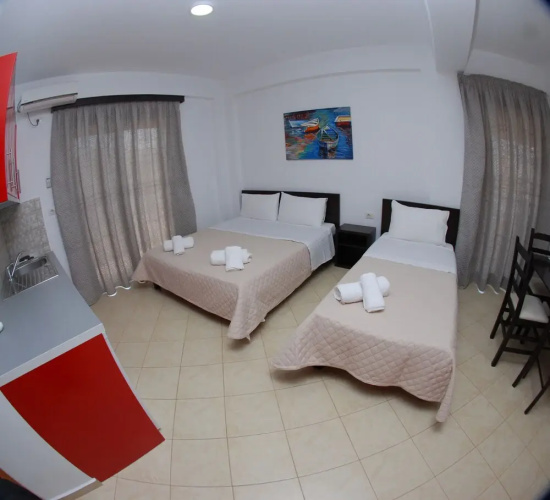 Atlantis Hotel & Apartments