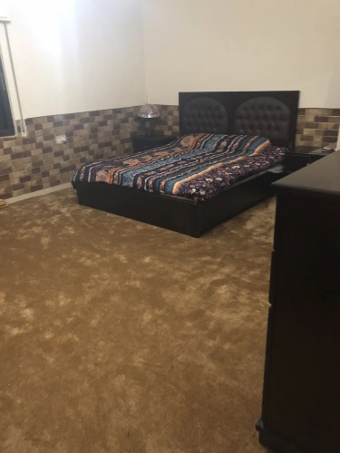 Yasmeen Apartment