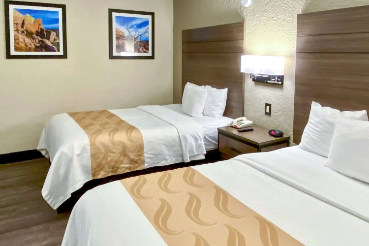 Standard Quadruple room