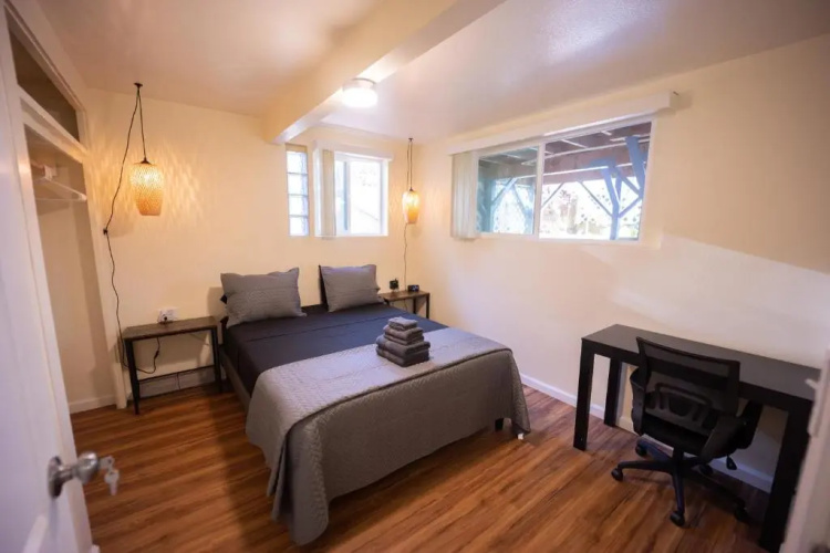 The Hilo Cottage