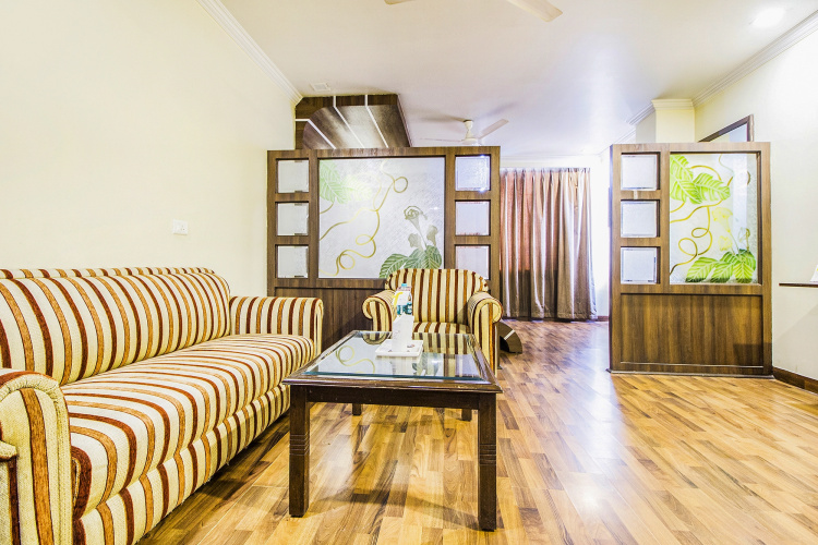 FabHotel Aay Kay Model Town
