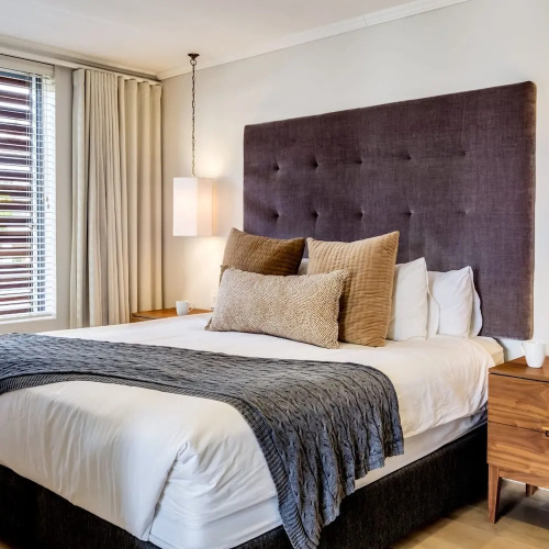 Tranquil Escape in Sea Point Aureto