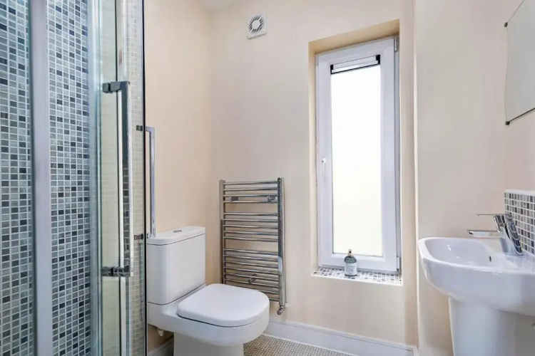 Exclusive - Stunning City Centre House! Parking