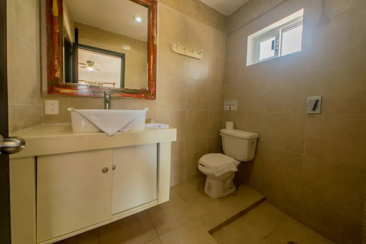 Condo Portofino