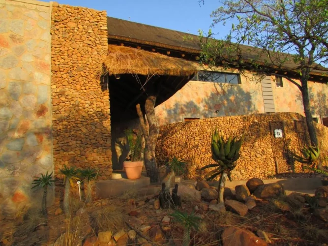 6 Bedrooms Cottage