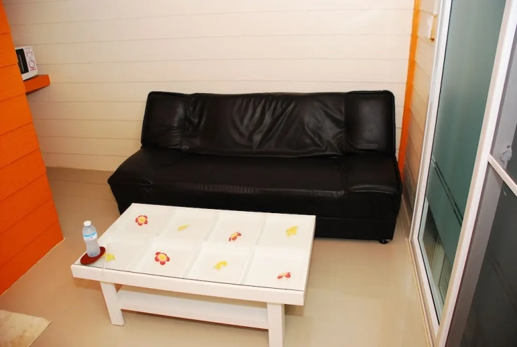 1 Bedroom Bungalow