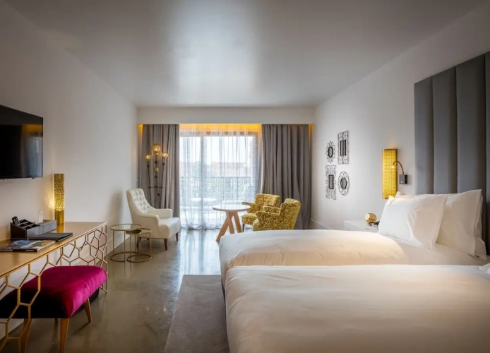 Deluxe room with balcony