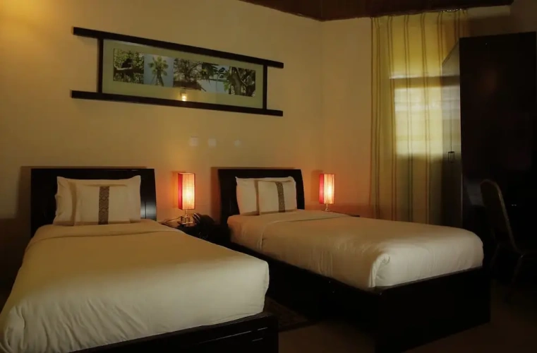 Deluxe Twin room with balcony