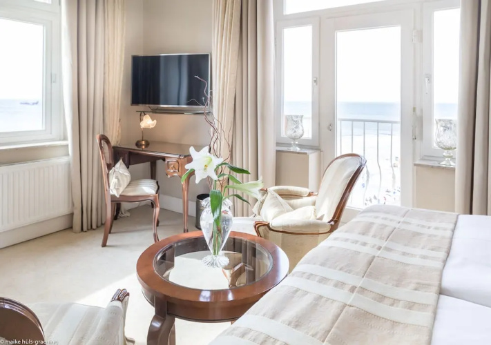 Miramar Hotel