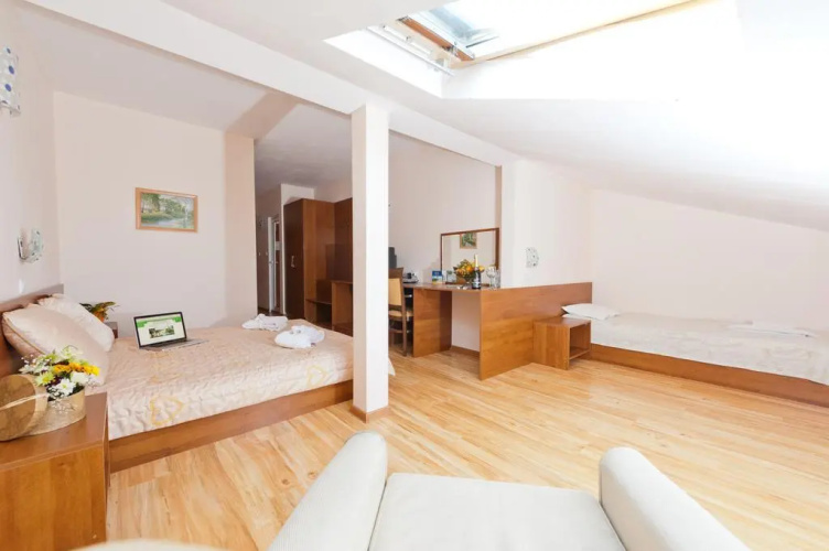 Hotel Yaev