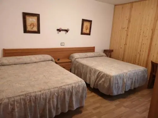 Hostal Pirineos