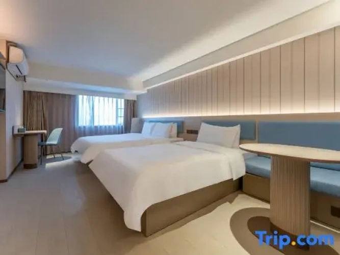 Standard Twin Family room