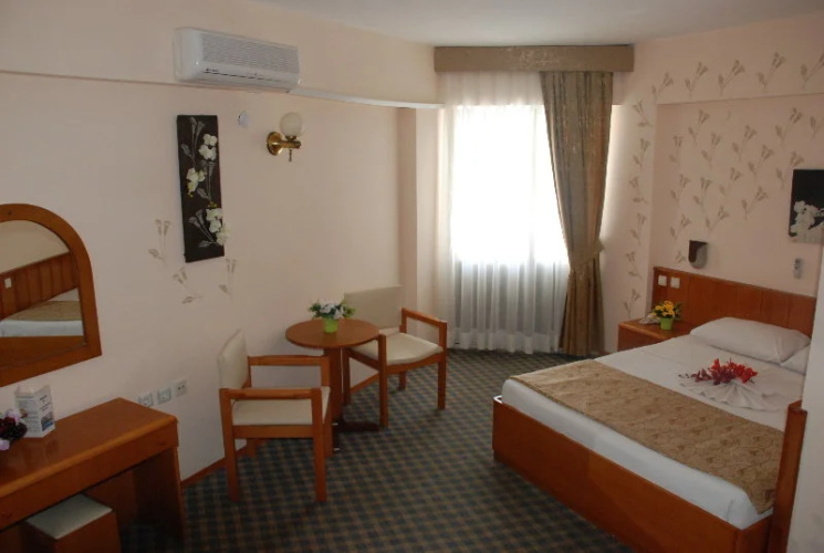 Hermes Hotel