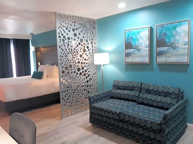 Double Suite