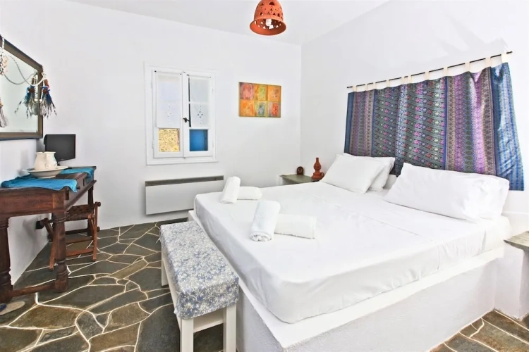 2 Bedrooms Cottage