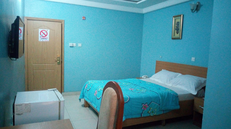 Mataan Hotel Suites