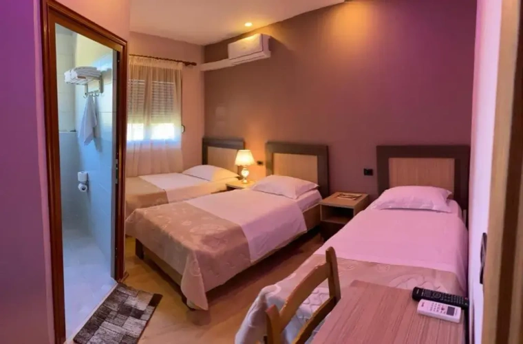 Deluxe Triple room