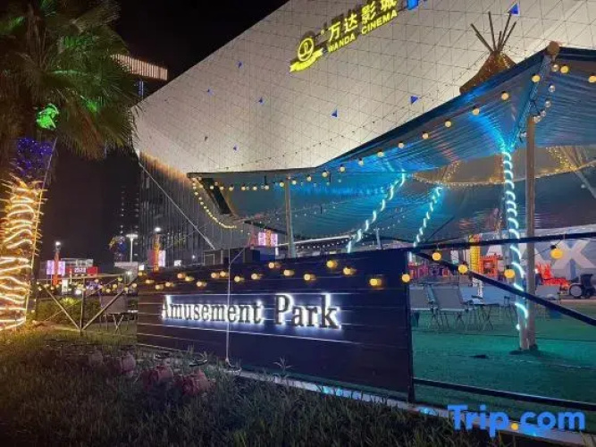 Jieyang Joy Light Luxury Hotel