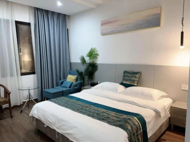 Happy Family Hotel