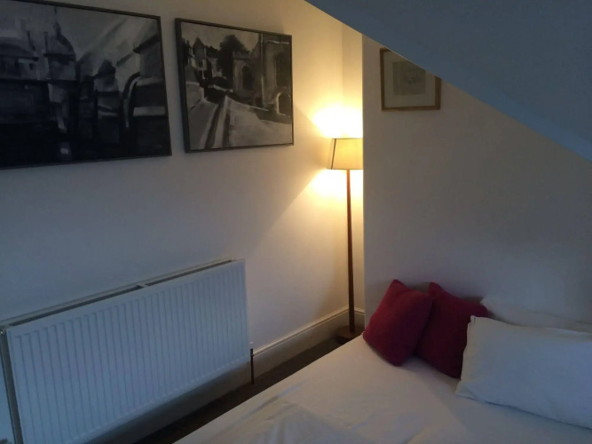 Bridge House Bath