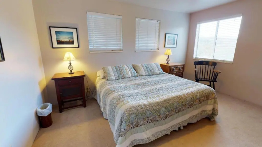 Hideout Ft Abajo 2 BR Cabin, Stunning Views, Secluded!