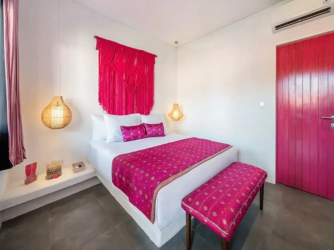 Grand room
