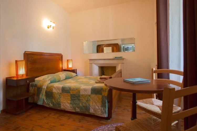 Standard Double room with mountain view