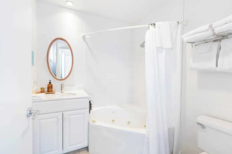 2 Coastal Studios at Cayucus Beach Access + Ocean Views