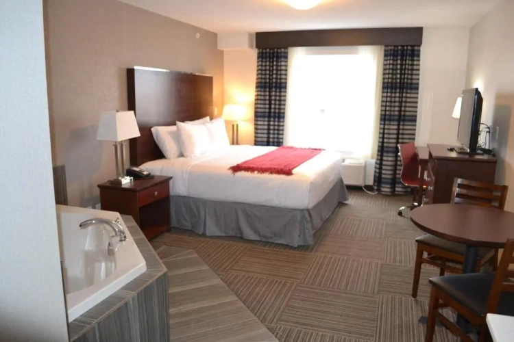 Deluxe Double Suite