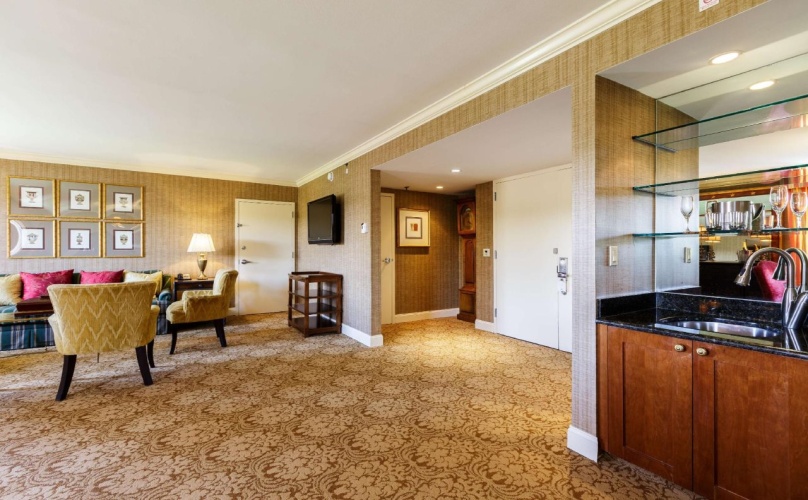 Sleepy Hollow Hotel & Conference Center photo 27