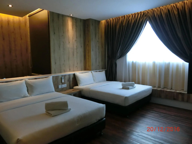 D Elegance Hotel
