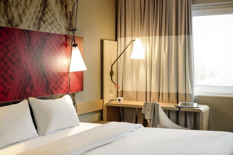 Ibis Zurich Messe-airport photo 12