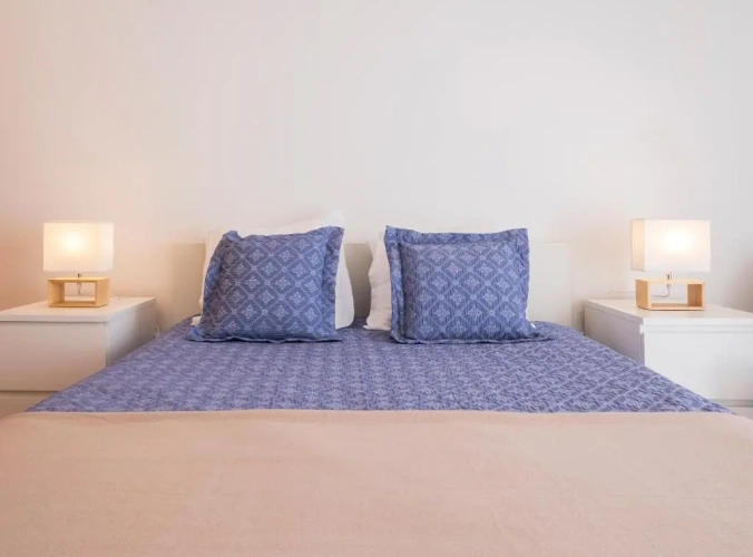 3 Bedrooms Apartment