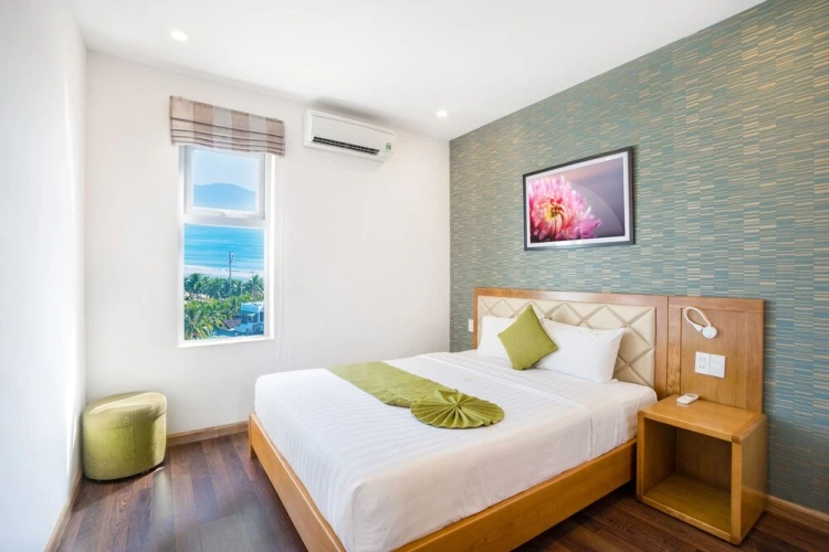 1 Bedroom Standard Double room with city view