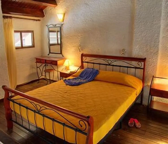 1 Bedroom Apartment with garden view