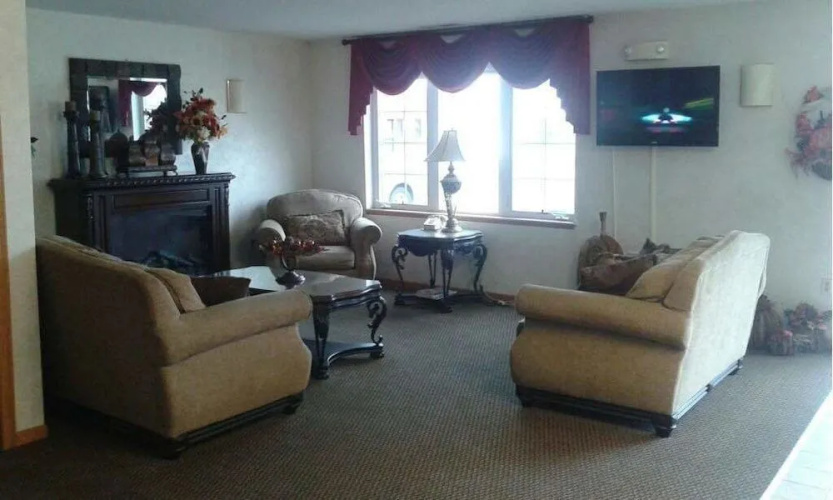 Budget Host Inn & Suites
