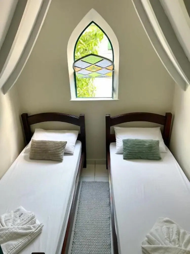 Hostel Castell di Madre