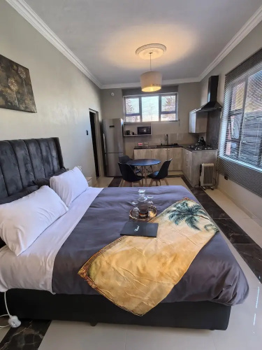 Bryanston Palms Accommodation