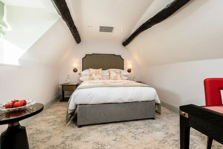 Deluxe Double room with land view