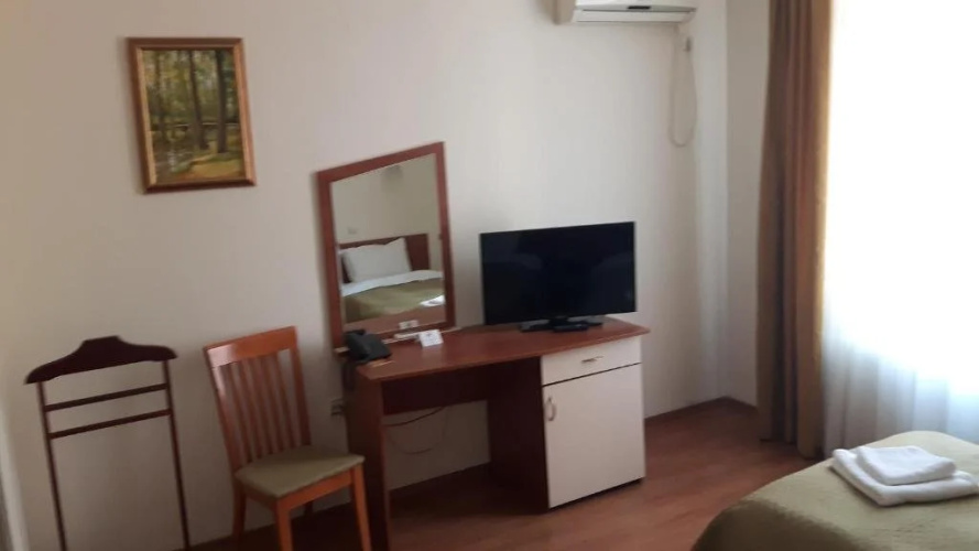 Primavera 2 Hotel