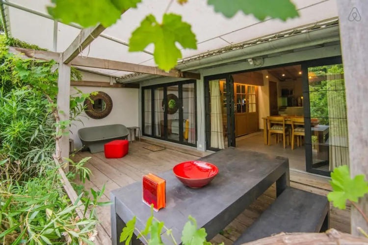 736 Independent House in the Forest