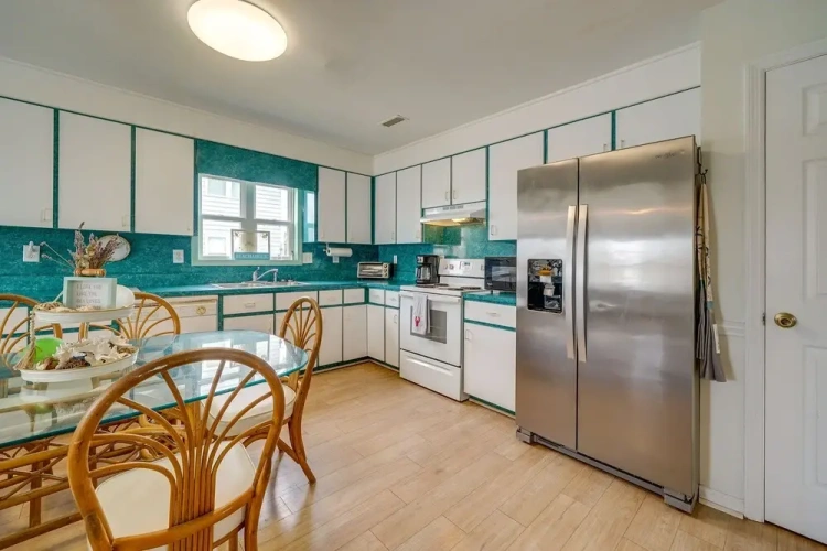 3 Bedrooms Cottage