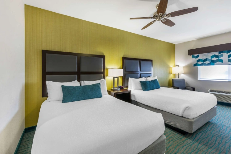 Standard Quadruple room