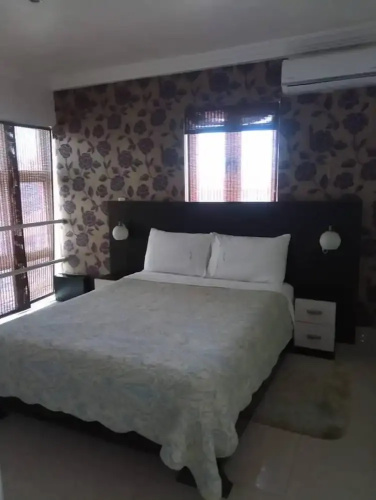 Mansah Memorial Villa