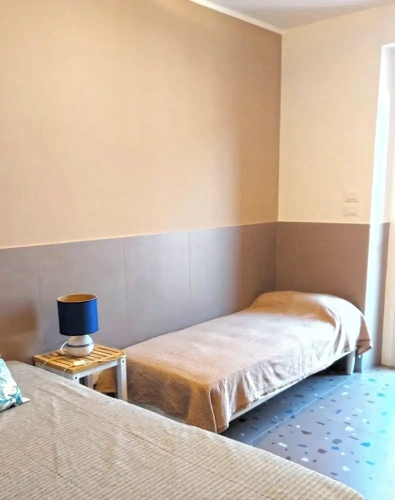 1 Bedroom Cottage with balcony