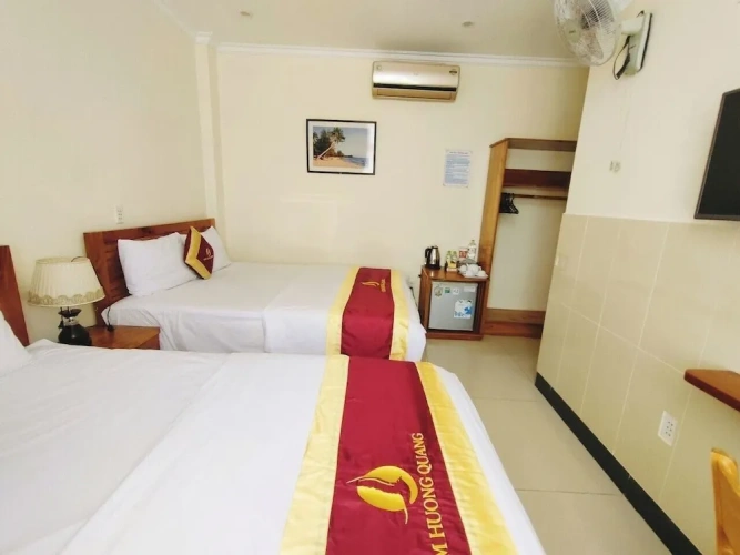 Standard Double room with partial view