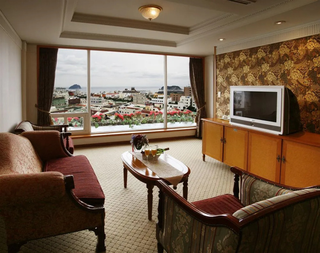 Daekuk Isleinn Hotel