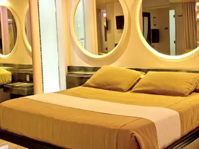 California Suites