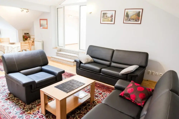 Square Hostel